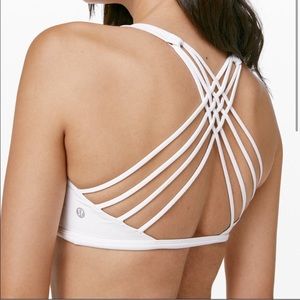 Lululemon Free to be wild Bra